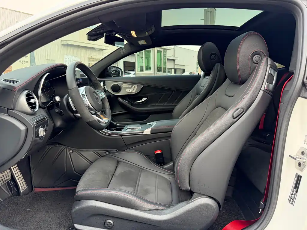 Mercedes-Benz C-Class 2023 — фото 4