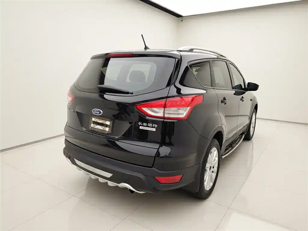 Ford Kuga 2015 — фото 7