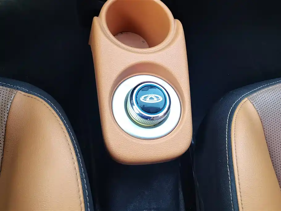 Chery QQ Little Ant 2019 — фото 16