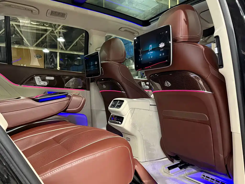 Mercedes-Benz Maybach GLS 2022 — фото 11