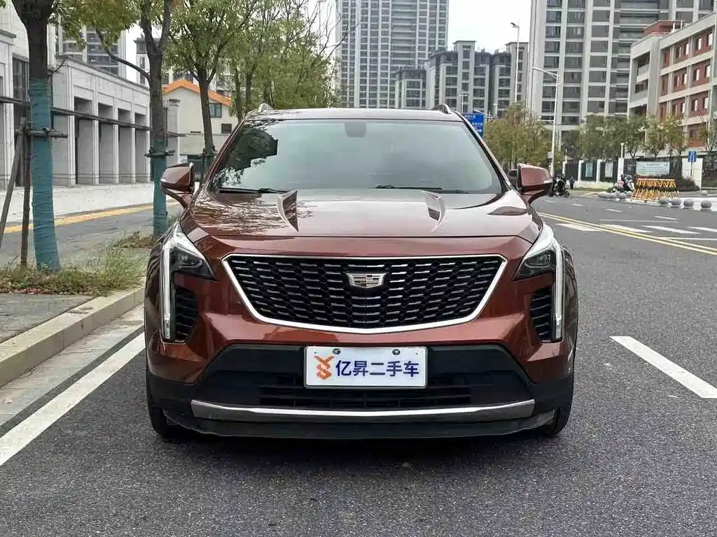 Cadillac XT4 2019 — фото 2