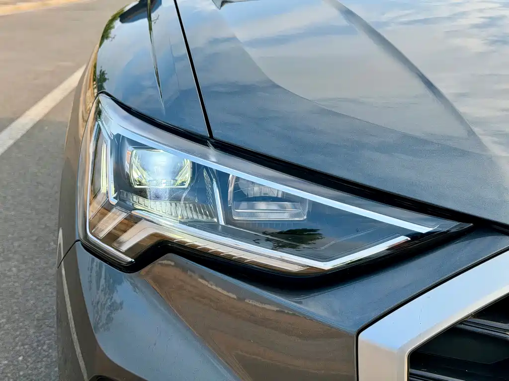 Audi Q3 2023 — фото 23