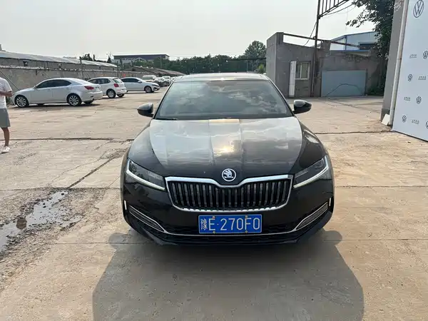 Skoda Superb 2023