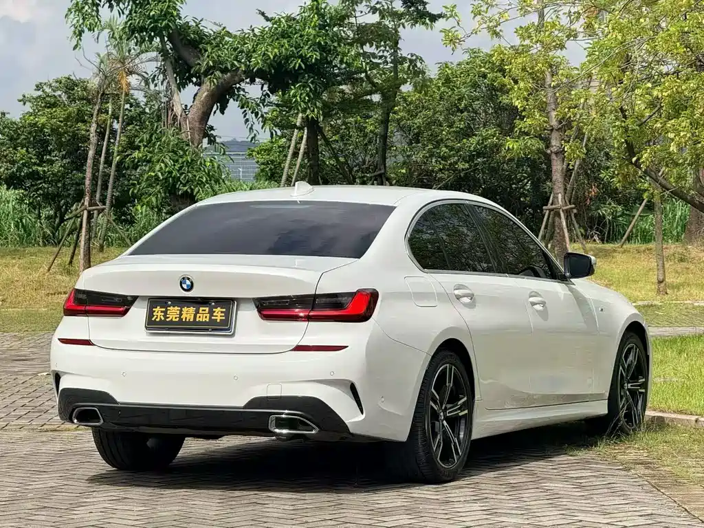 BMW 3 Series 2022