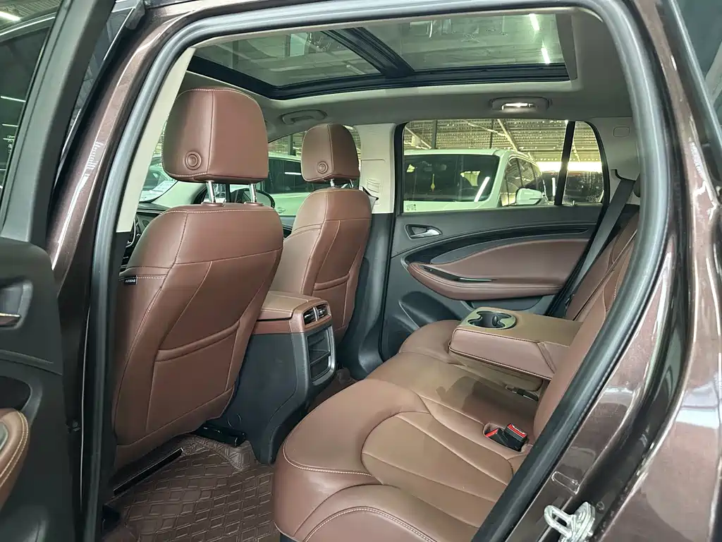 Buick Envision Plus 2021 — фото 10