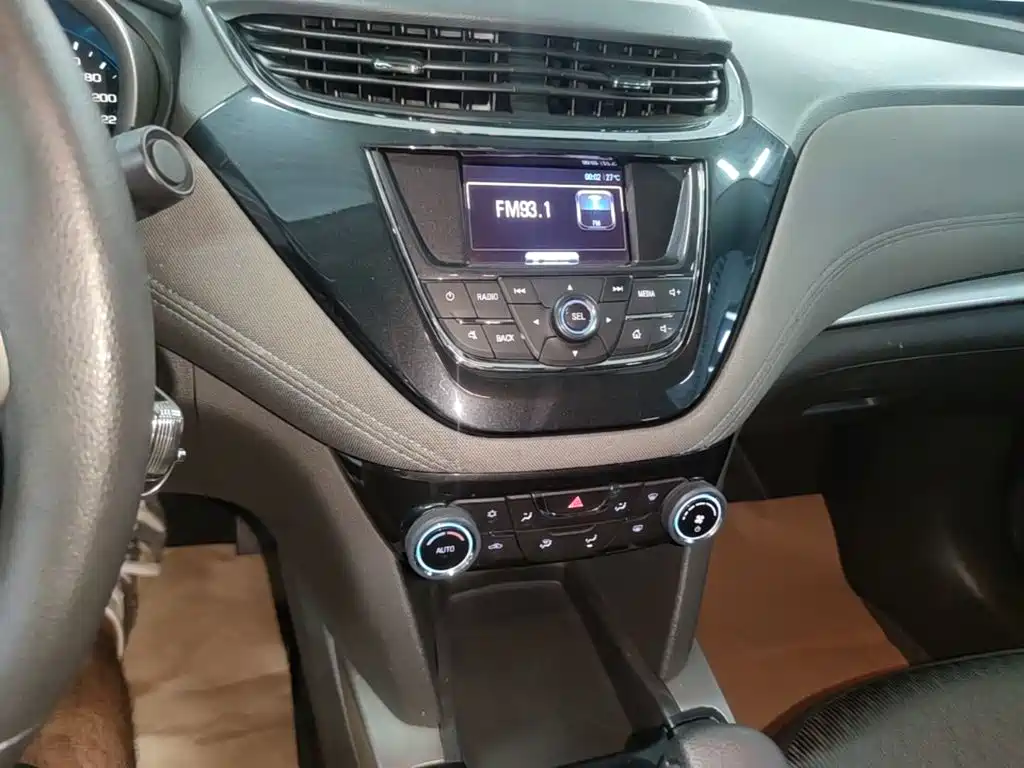 Chevrolet Malibu 2018 — фото 13
