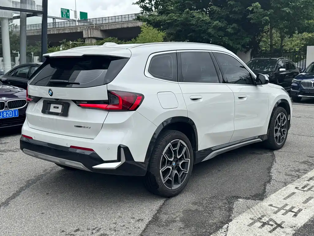 BMW X1 2023 — фото 4