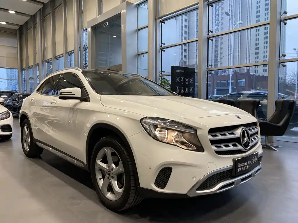 Mercedes-Benz GLA 2017