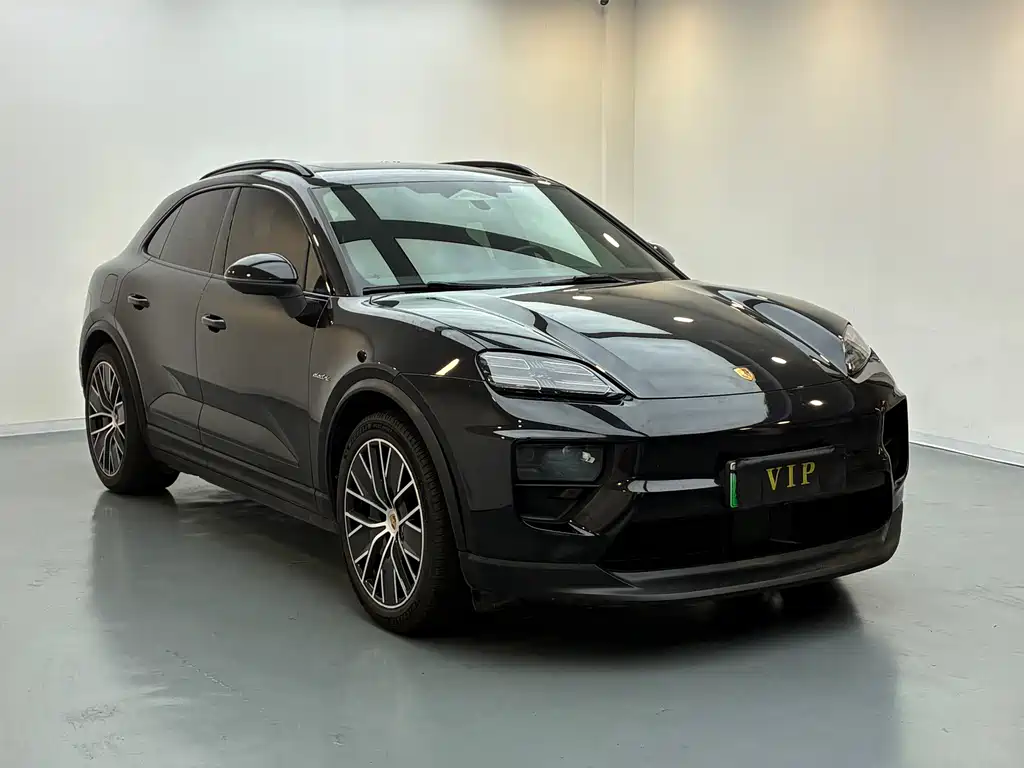 Porsche Macan EV 2025