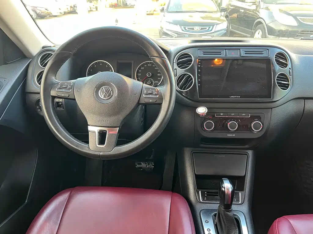 Volkswagen Tiguan 2017 — фото 13