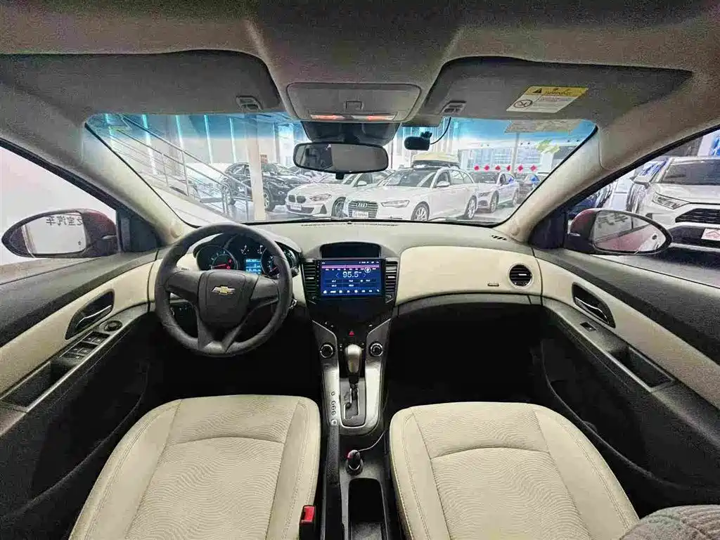 Chevrolet Cruze 2015 — фото 13