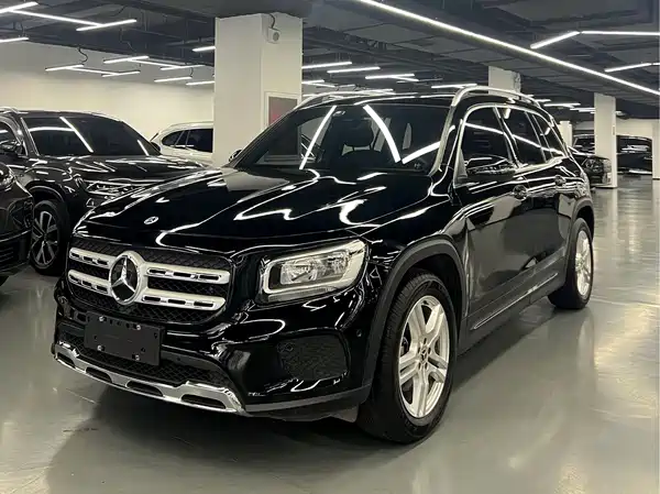 Mercedes-Benz GLB 2021