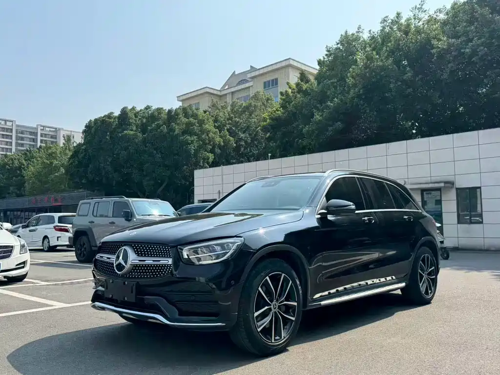 Mercedes-Benz GLC 2021 — фото 1