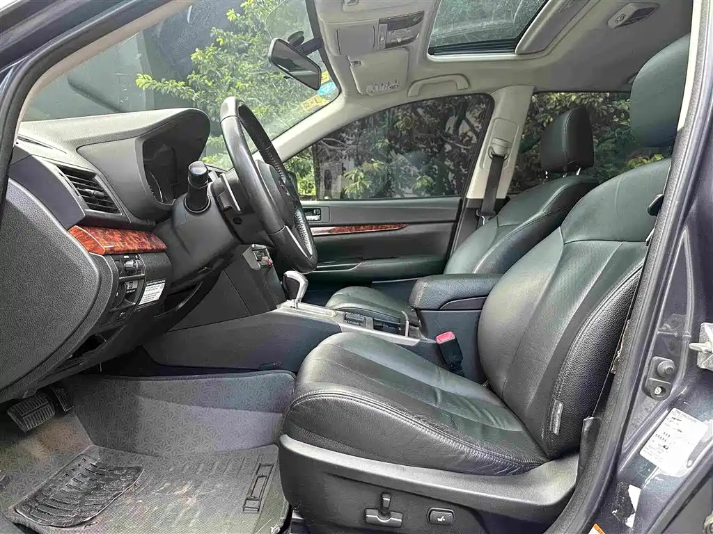 Subaru Outback 2010
