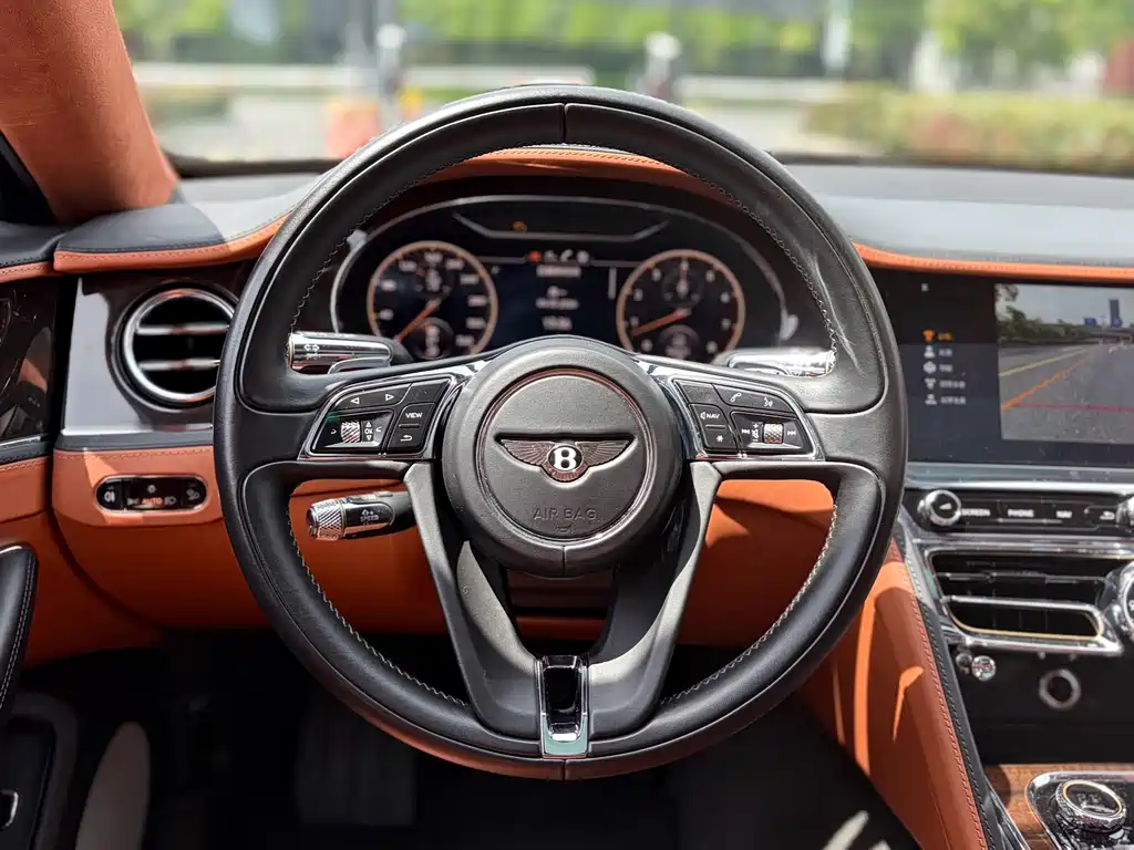 Bentley Flying Spur 2021 — фото 7