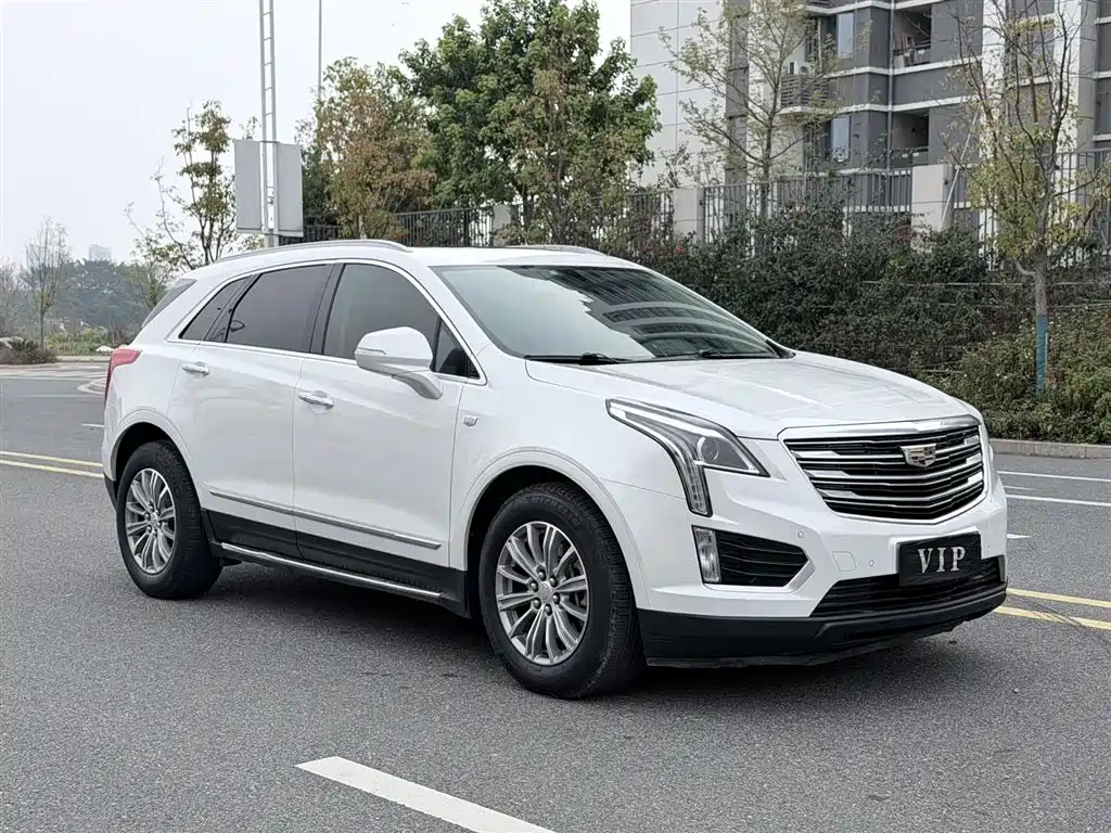 Cadillac XT5 2018 — фото 3