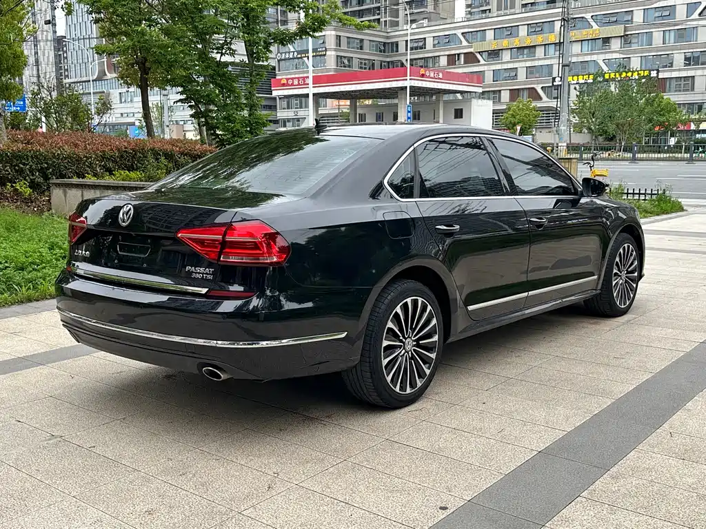 Volkswagen Passat 2016 — фото 4