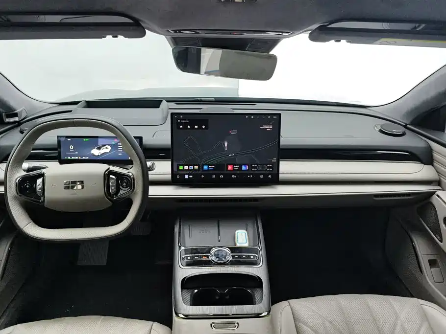 Geely Galaxy Starshine 8 2025 — фото 12