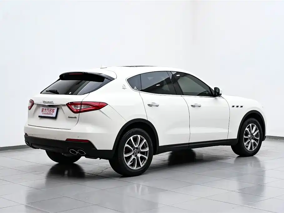 Maserati Levante 2020 — фото 7