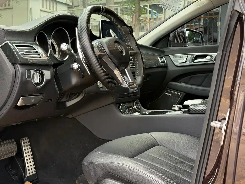 Mercedes-Benz CLS 2013 — фото 17