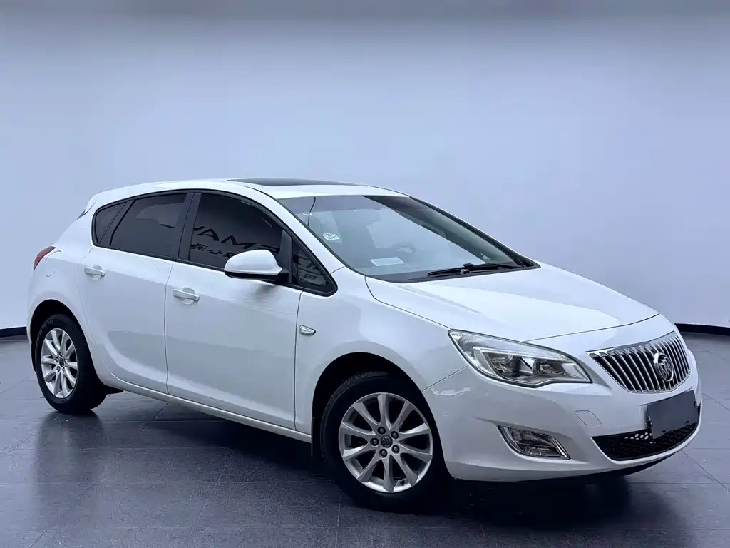 Buick Excelle 2013