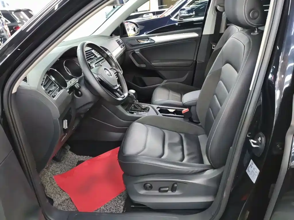 Volkswagen Tiguan L 2018 — фото 15