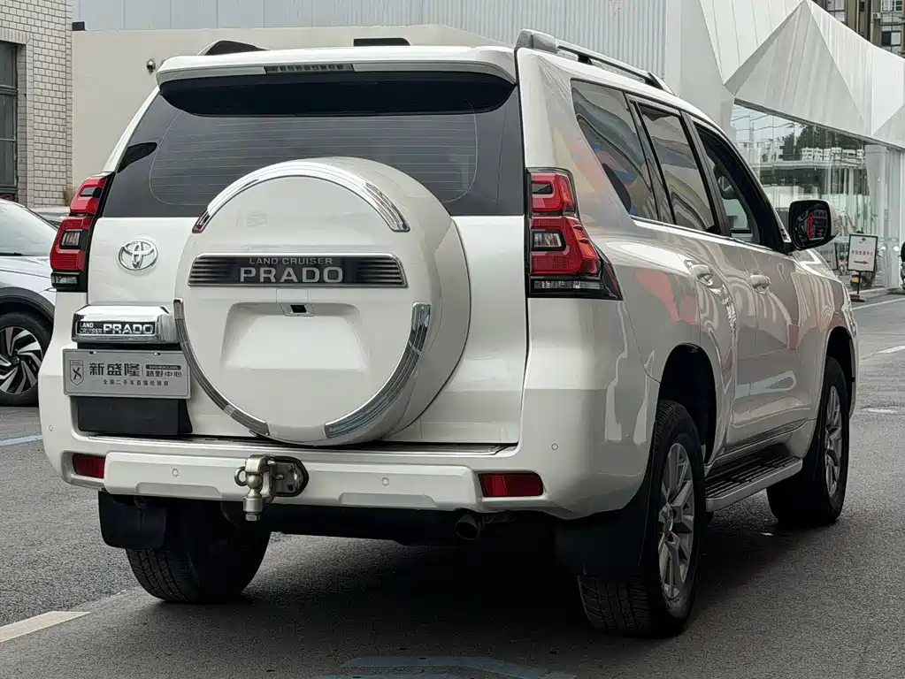 Toyota Prado 2019 — фото 4