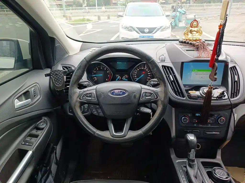 Ford Kuga 2017 — фото 7
