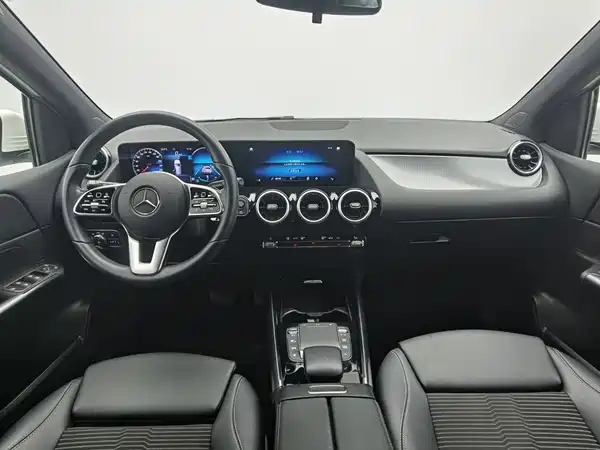 Mercedes-Benz B-Class 2021