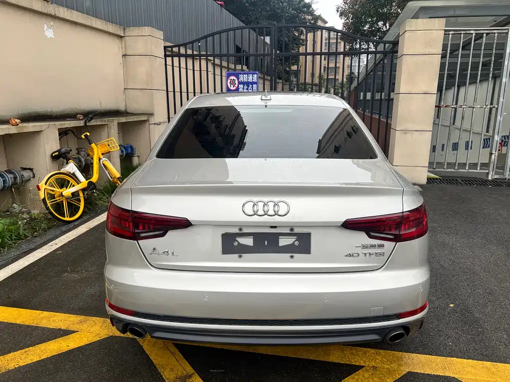 Audi A4L 2018 — фото 3