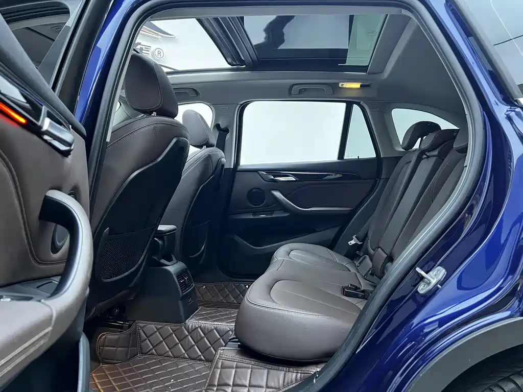 BMW X1 2020 — фото 15