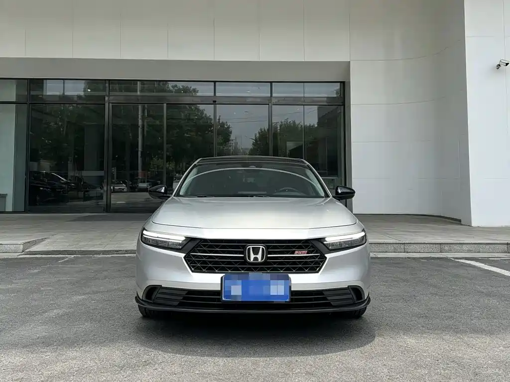 Honda Accord 2024 — фото 1