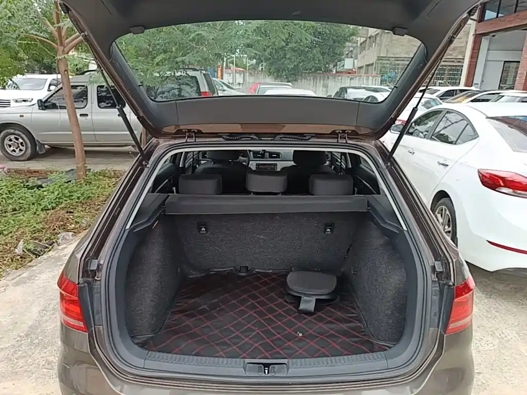 Volkswagen Gran Lavida 2015 — фото 19