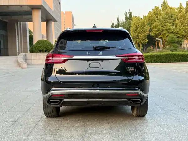 Hongqi HS5 2022