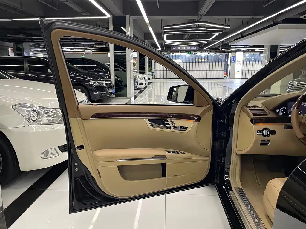 Mercedes-Benz S-Class 2010 — фото 22