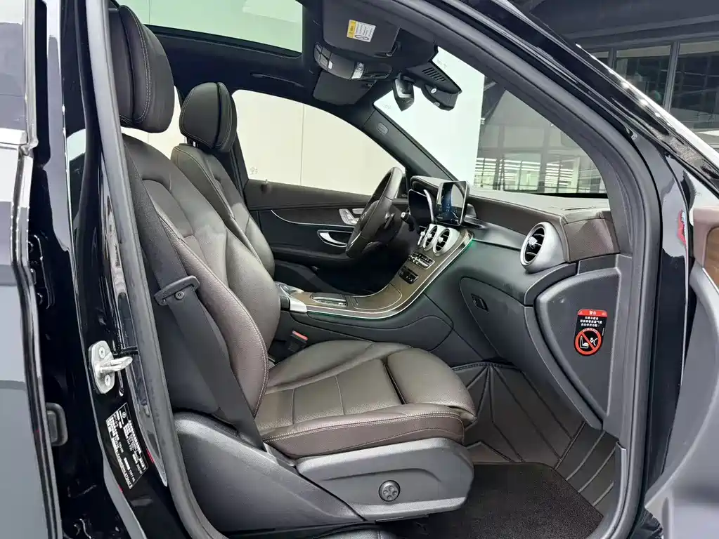 Mercedes-Benz GLC 2022