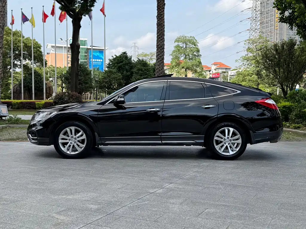 Honda Crosstour 2015 — фото 4