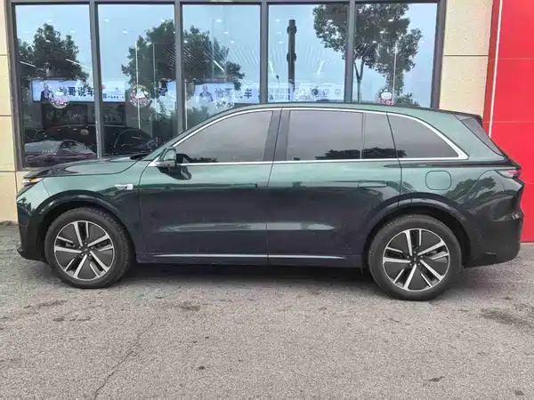 Li Auto L6 2024
