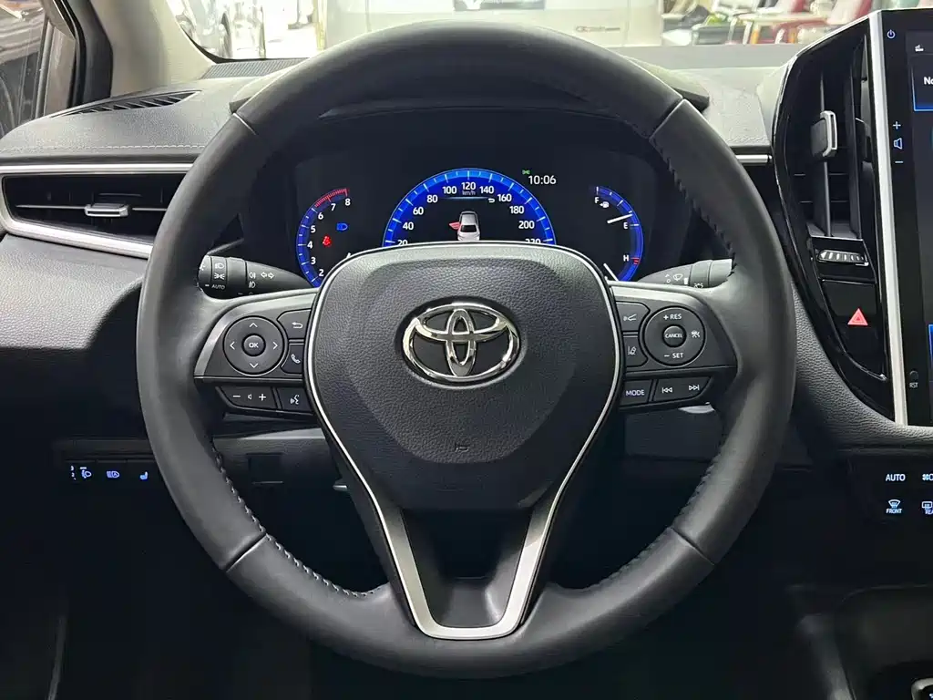 Toyota Corolla 2022 — фото 10