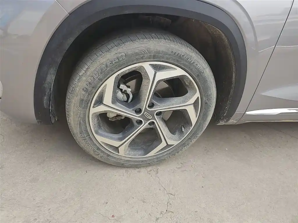 Geely Xingyue L 2022 — фото 23