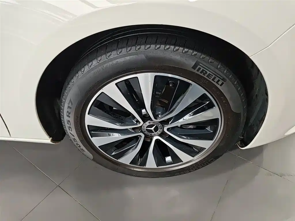 Mercedes-Benz A-Class 2023 — фото 14