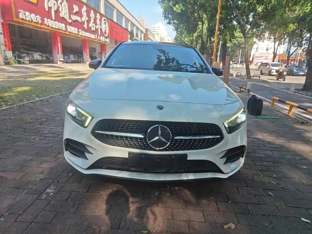 Mercedes-Benz A-Class 2020 — фото 3