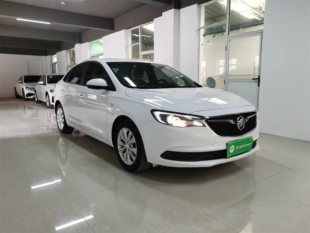 Buick Excelle 2018 — фото 22