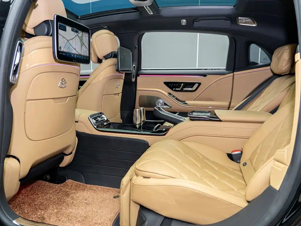 Mercedes-Benz Maybach S-Class 2023 — фото 15