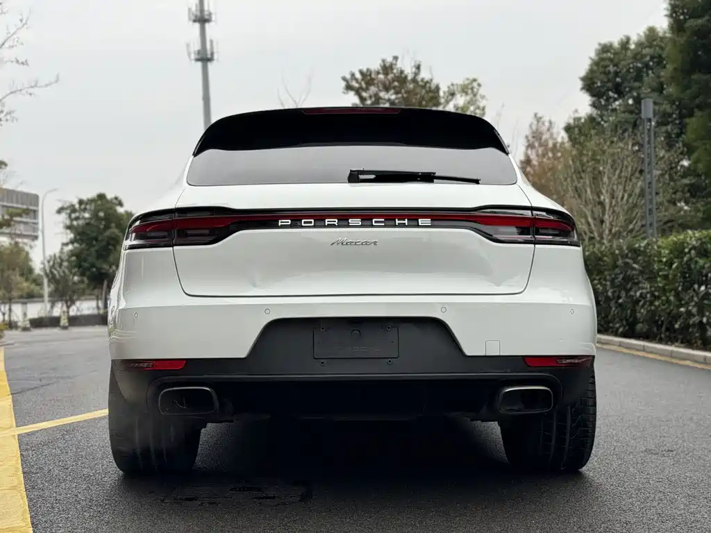 Porsche Macan 2019 — фото 13