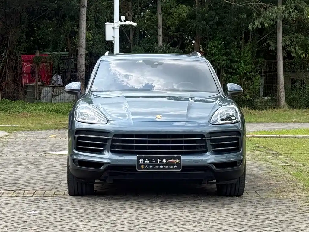 Porsche Cayenne 2019 — фото 2