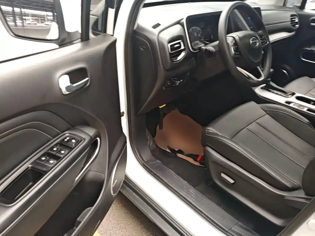 GAC Motor Trumpchi GS3 2023 — фото 16