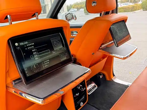 Rolls-Royce Cullinan 2021
