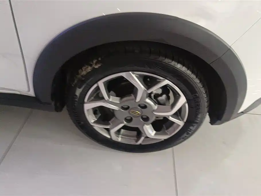 Geely Vision X1 2017