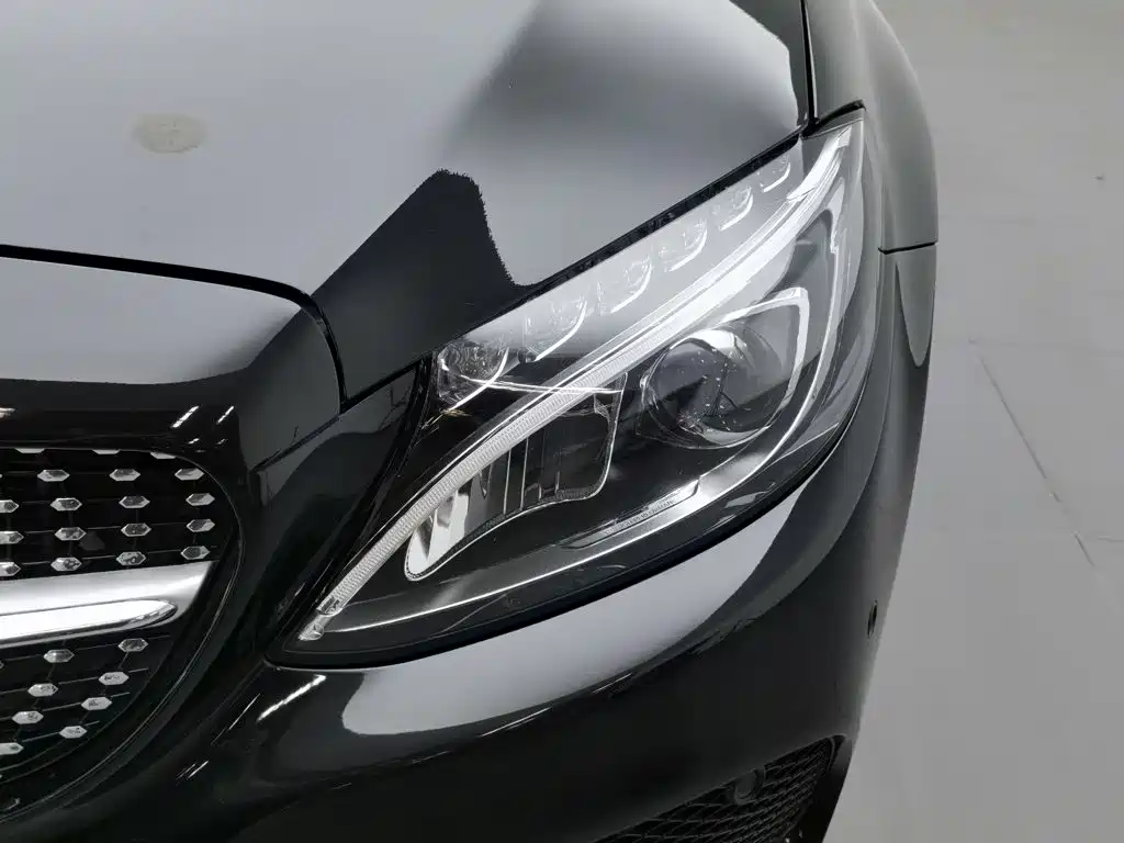 Mercedes-Benz C-Class 2017